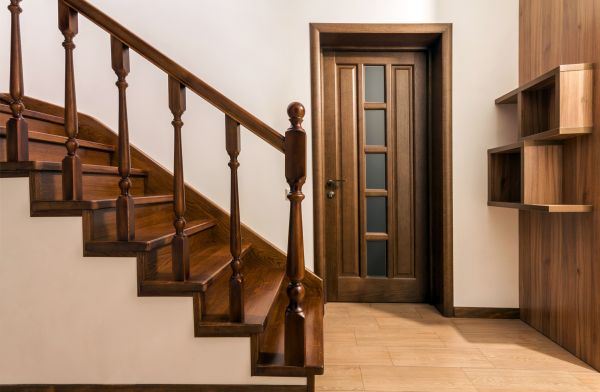 Railing Staining in Akron